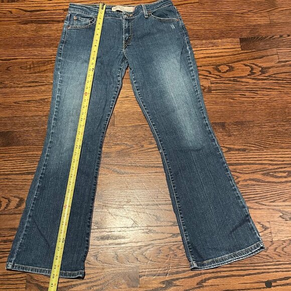 Levi's 518 Women's Size 11M Super Low Bootcut Medium Wash Denim Blue Jeans - Picture 3 of 11
